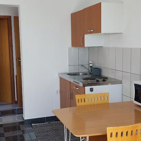Apartment And Rooms Busa 3 Zengg Szoba fotó